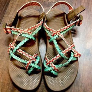 Chaco zx2 classic size 10